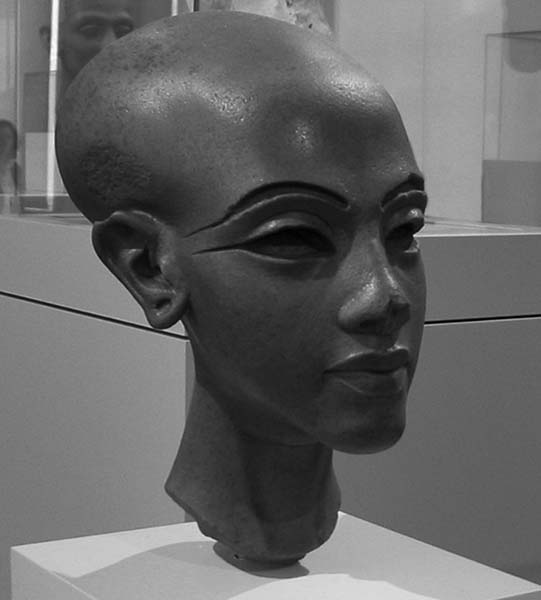 Рис. 58. Дочь Эхнатона (Берлинский музей)