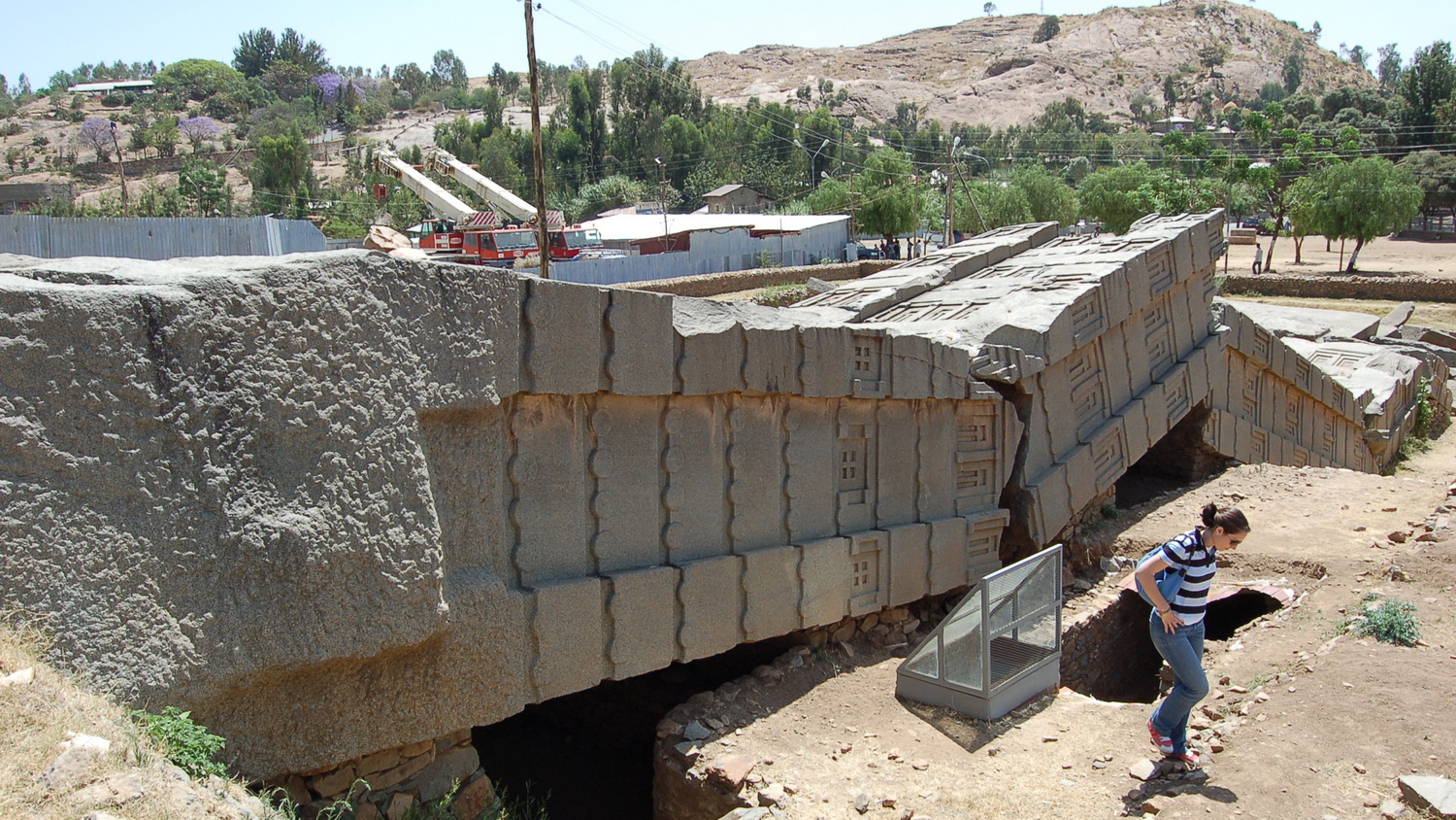Северный парк стел - ЛАИ