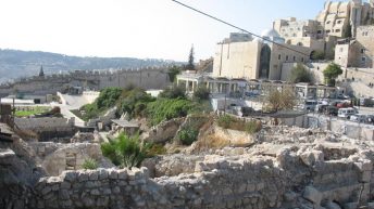 Иерусалим: западная стена Храмовой горы