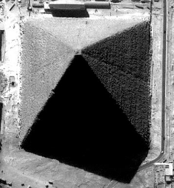 Рисунок 9 – Вид пирамиды Хуфу сверху (фотосъемка)