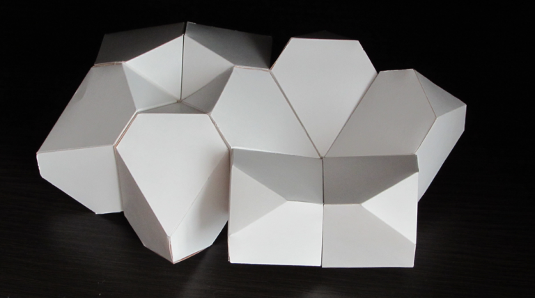 Рисунок 5 – Трехмерная модель объекта составленного из девяти многогранников Дюрера (фотография)