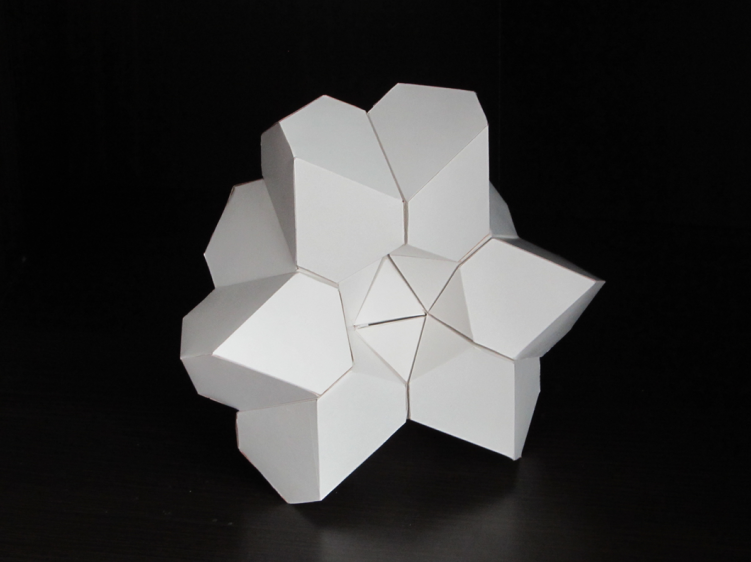 Рисунок 8 – Трехмерная модель объекта составленного из десяти многогранников Дюрера (фотография)