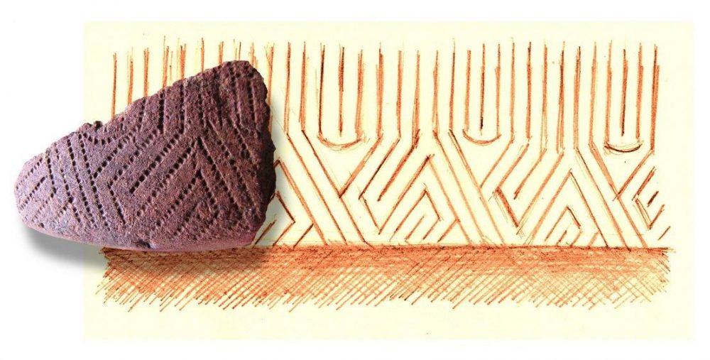 Рис. 34 Фрагмент керамики Лапита с прорисовкой орнамента. Источник: Морской музей Тонга